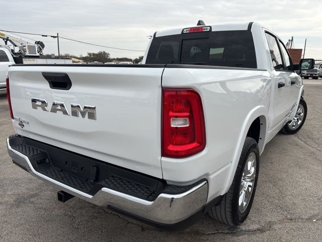 New 2026 Bright White Clear-Coat Exterior Paint RAM Big Horn/Lone Star image 6