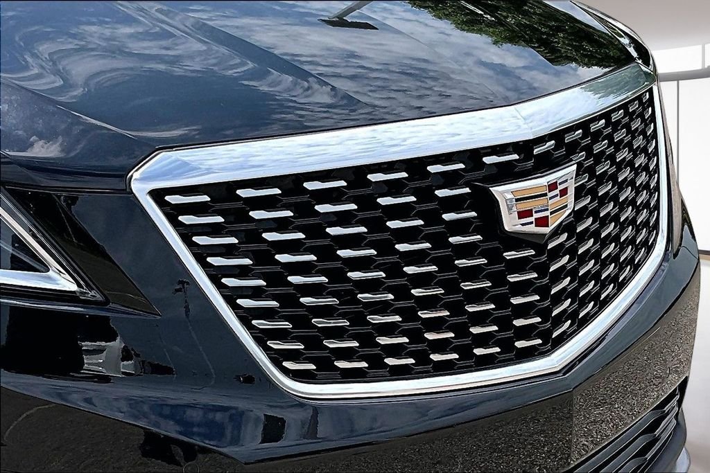 Used 2022 Black Cadillac Premium Luxury image 28