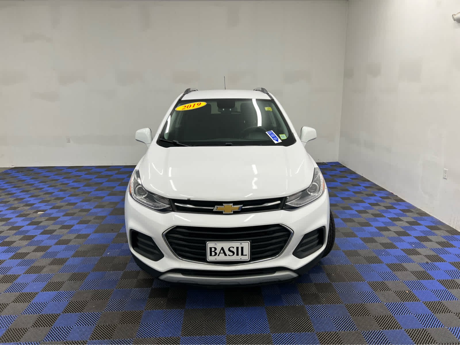 Used 2019 Summit White Chevrolet LT image 5