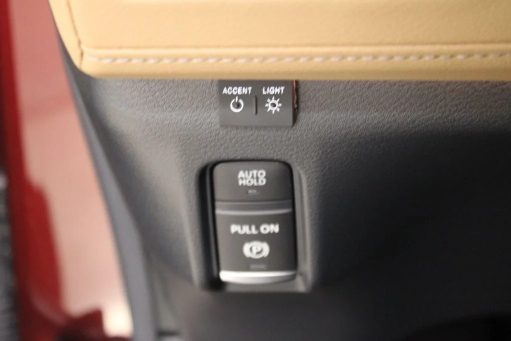 New 2025 COULIS RED INFINITI SENSORY image 22
