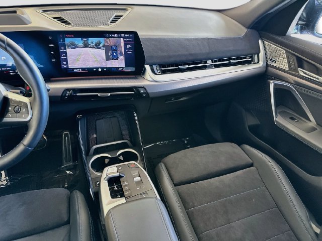 Certified Used 2025 Blue BMW M35i image 21