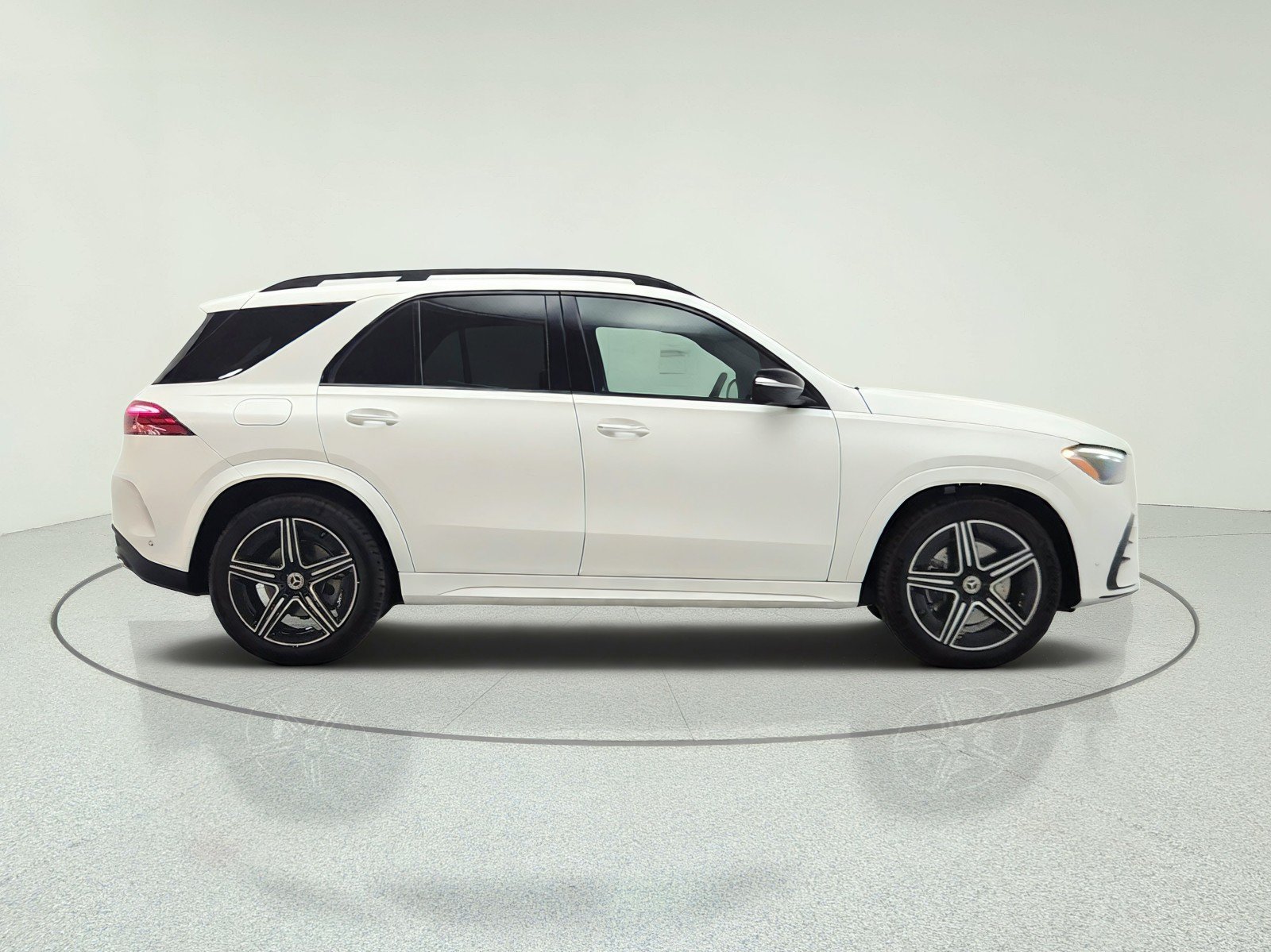 2026 Mercedes-Benz GLE GLE450 - Photo 25