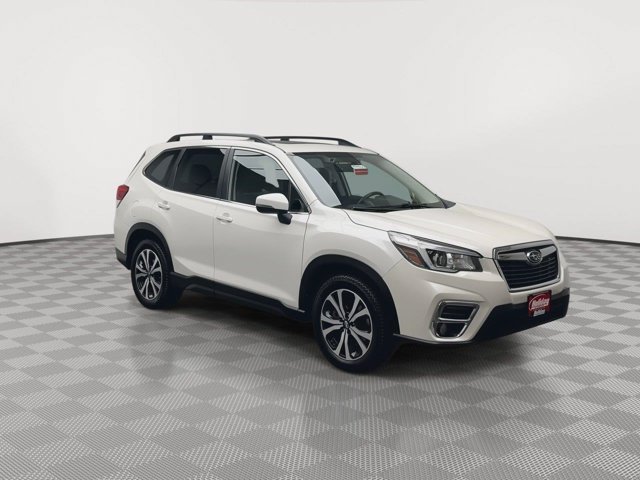 Used 2020 Crystal White Pearl Subaru Limited image 35