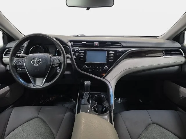 Used 2018 Celestial Silver Metallic Toyota LE image 10