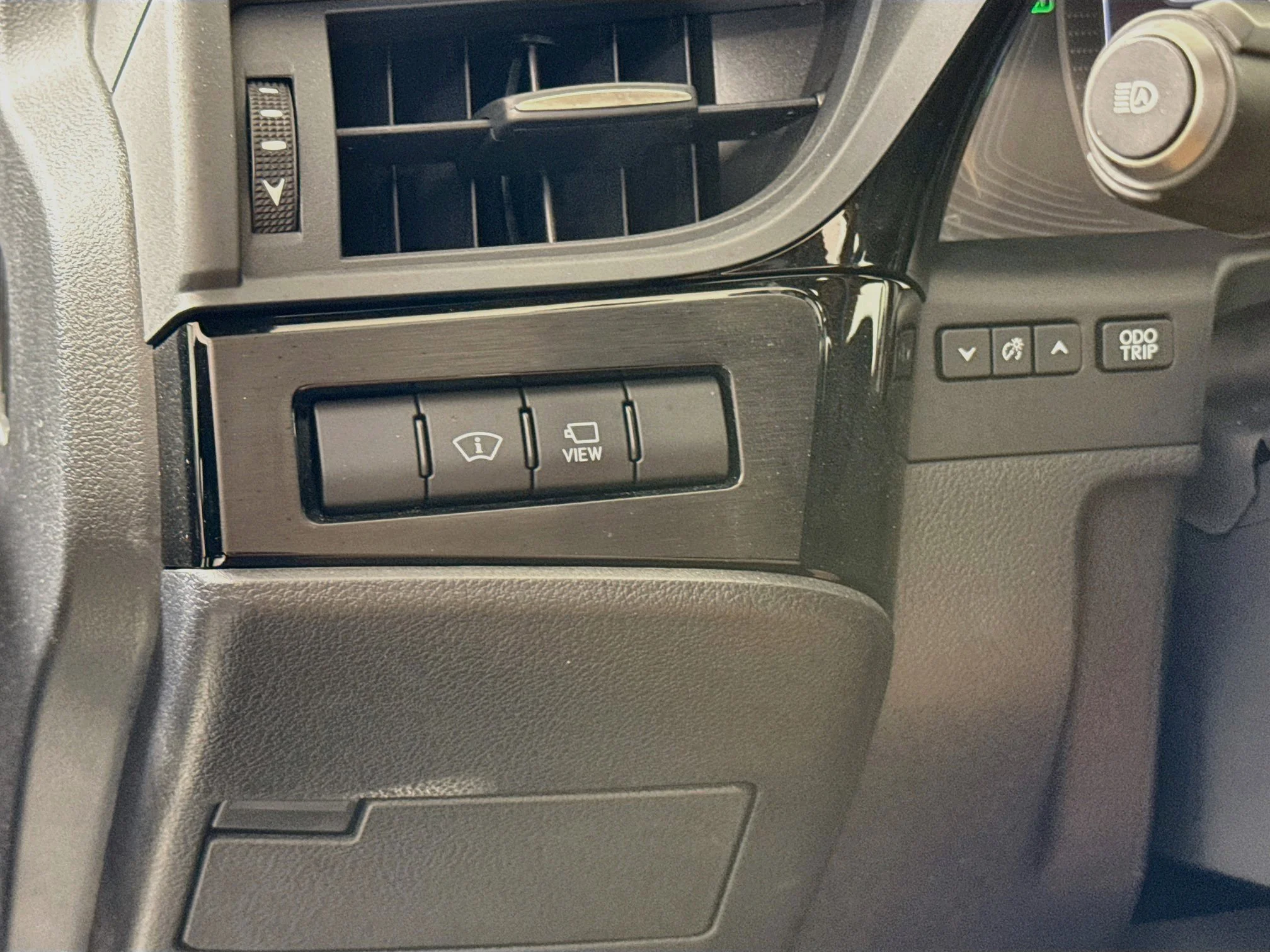 Certified Used 2024 OBSIDIAN Lexus 300h Luxury image 10