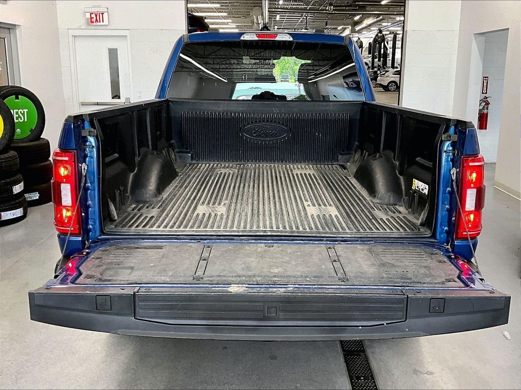 Used 2023 Atlas Blue Metallic Ford XL image 29