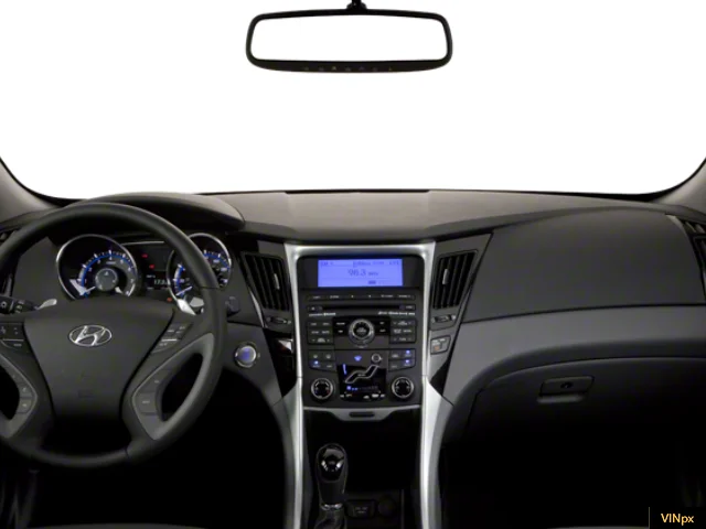 Used 2013 Iridescent Silver Blue Pearl Mica Hyundai GLS image 4
