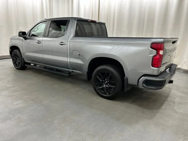 Used 2023 Gray Chevrolet RST image 3
