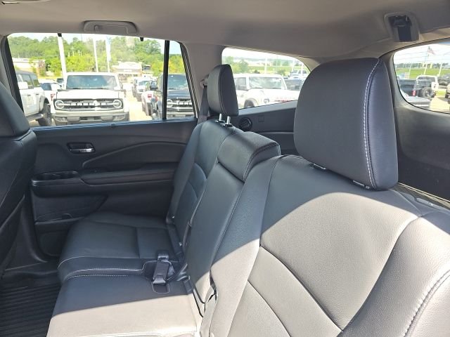 Used 2021 White Honda Touring image 14