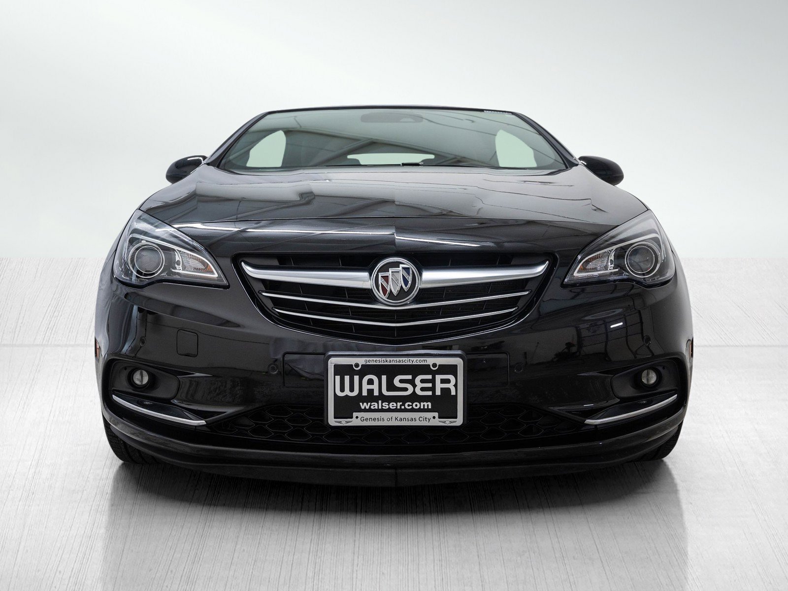 Used 2018 Buick Cascada Premium with VIN W04WH3N51JG066987 for sale in Kansas City