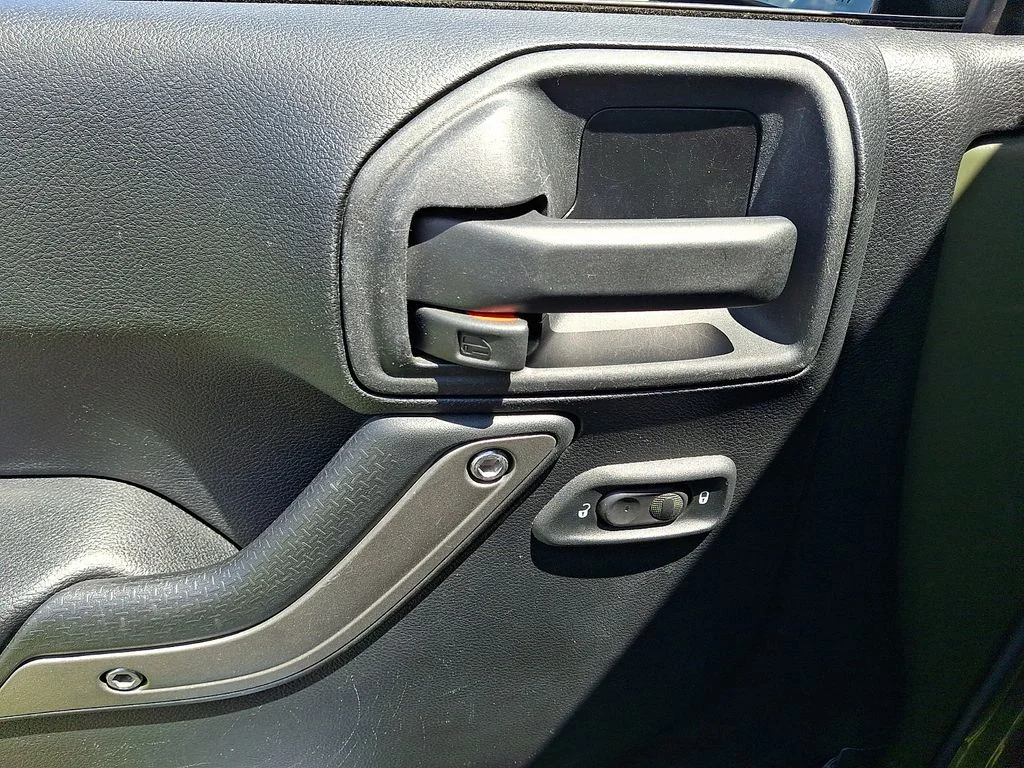 2015 Jeep Wrangler Sport - Photo 10