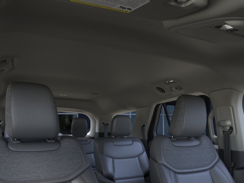 New 2026 Star White Metallic Tri-Coat Ford Active image 22