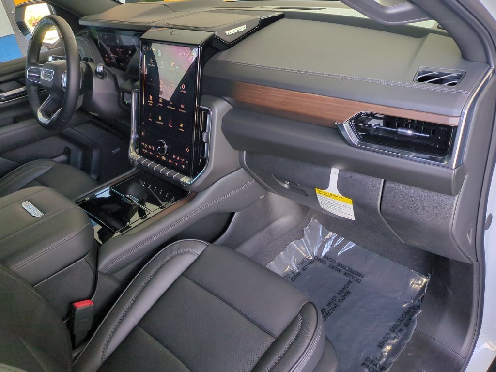 2026 GMC Yukon XL Denali - Photo 38