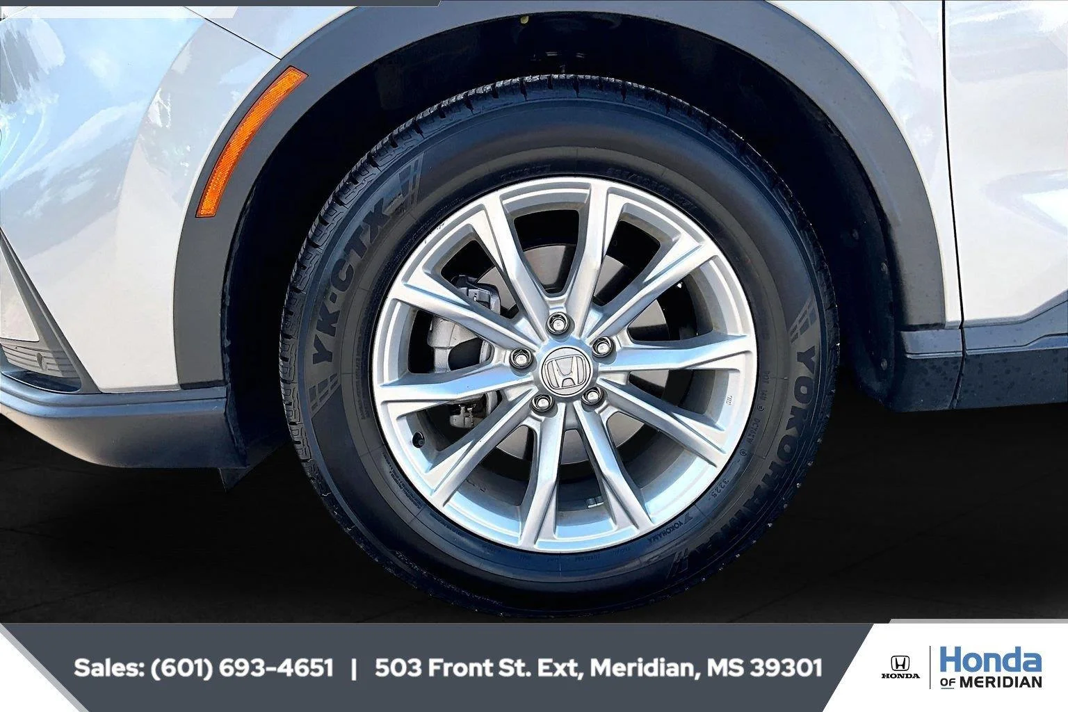 Used 2024 Lunar Silver Metallic Honda EX-L image 7