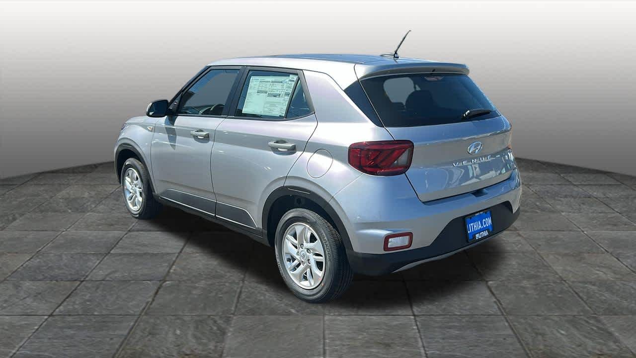 New 2026 Shimmering Silver Hyundai SE image 7