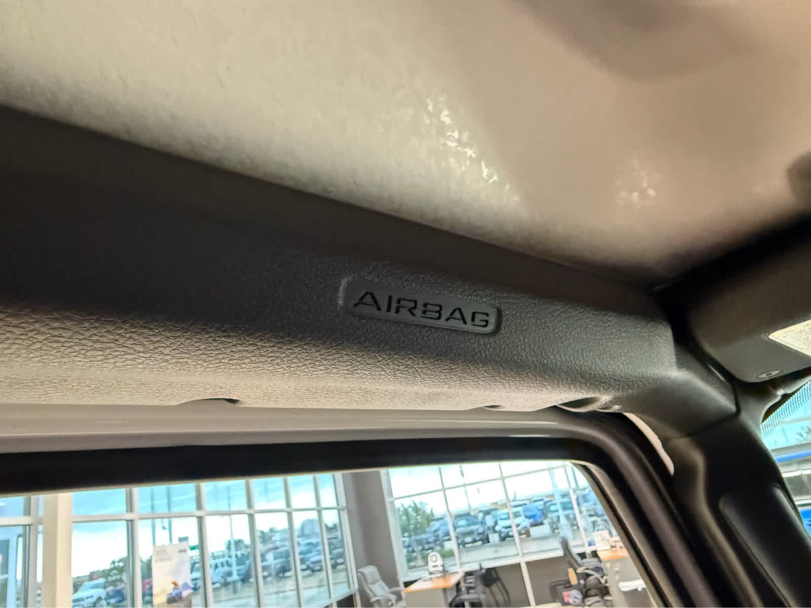 New 2026 BRIGHT WHITE CLEAR COAT Jeep Sport S image 31