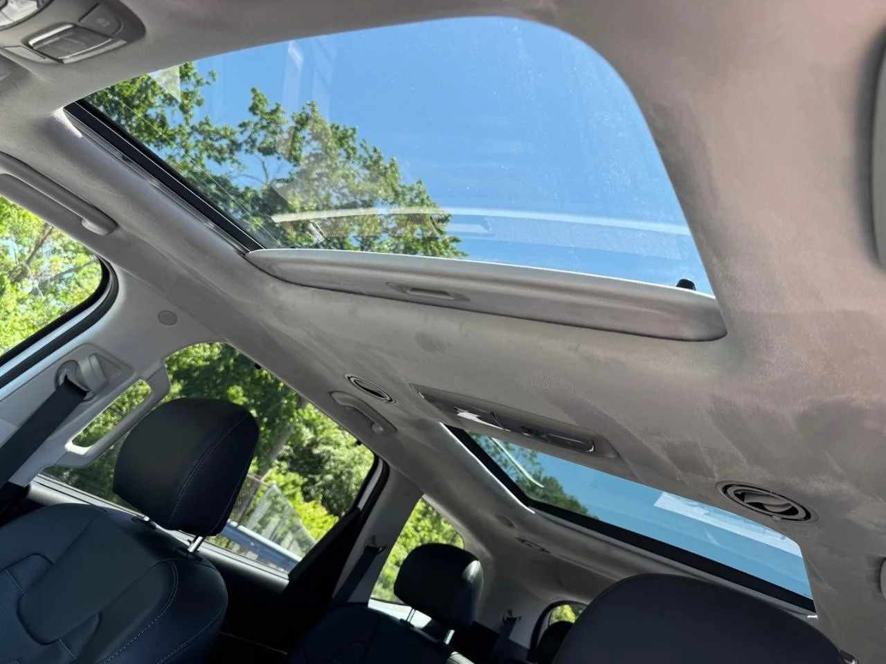 Used 2021 Glacial White Pearl Kia SX image 20