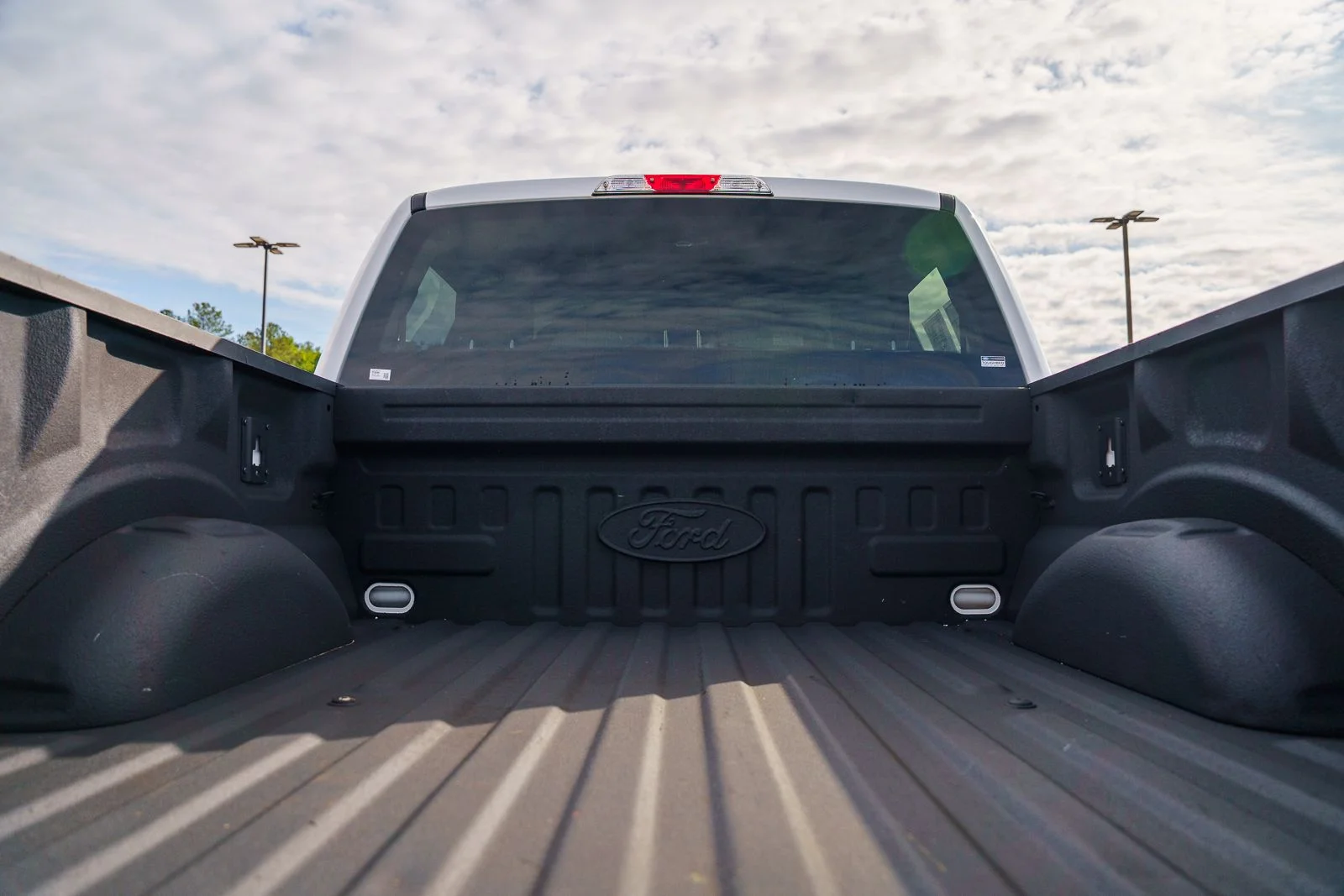 Used 2020 White Ford XLT image 15