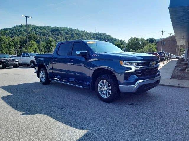 Used 2024 Lakeshore Blue Metallic Chevrolet LT image 2