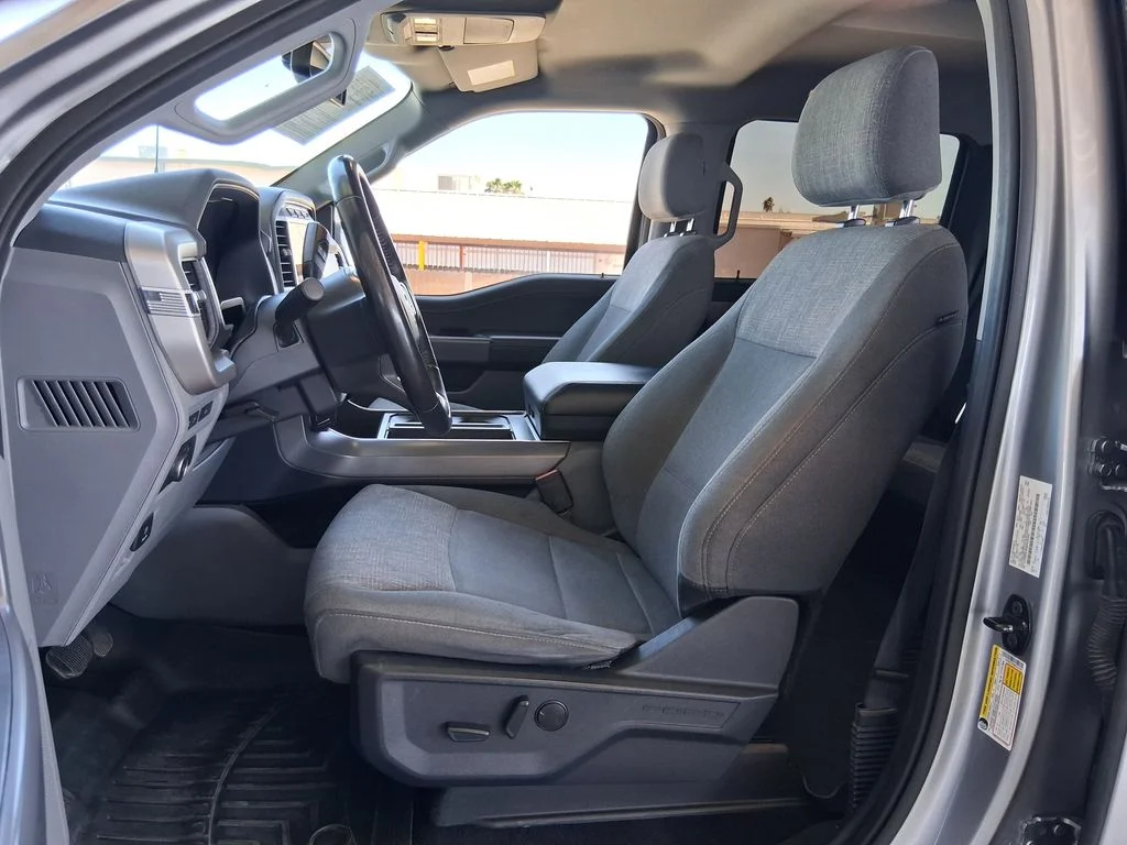 Used 2022 Silver Ford XLT image 17
