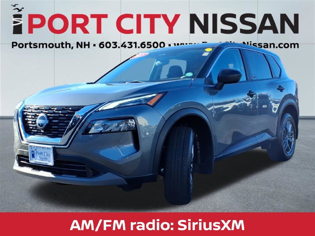 Used 2023 Gun Metallic Nissan S *only 4k miles!* image 10