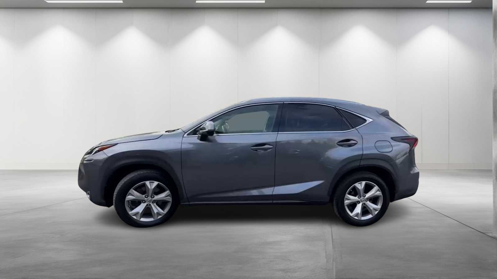 Used 2017 Nebula Gray Pearl Lexus  image 4