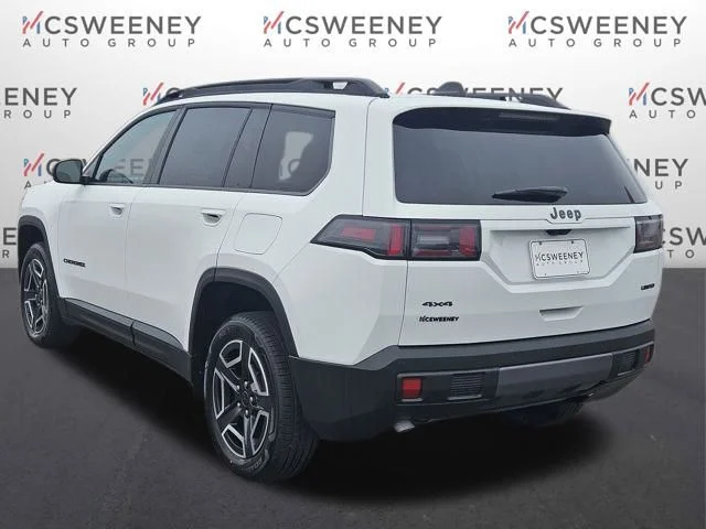 New 2026 Bright White Clear-Coat Exterior Paint Jeep Limited image 3