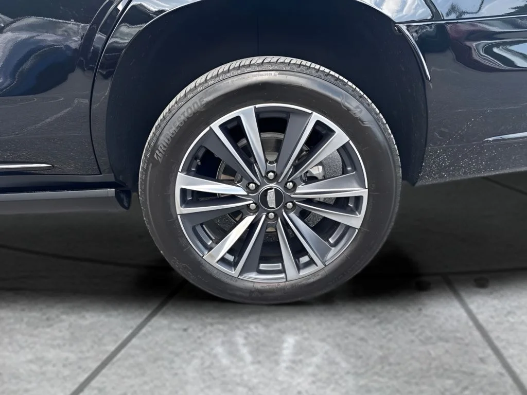 Used 2025 Black Cadillac Sport image 28