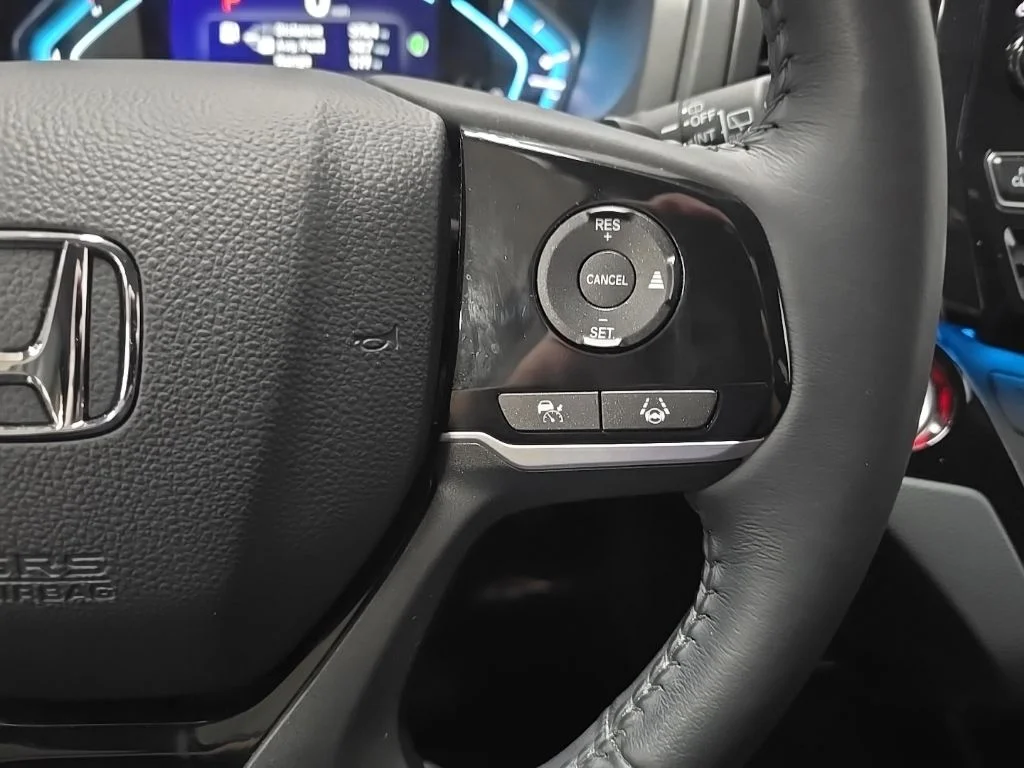 Used 2024 Gray Honda Touring image 21