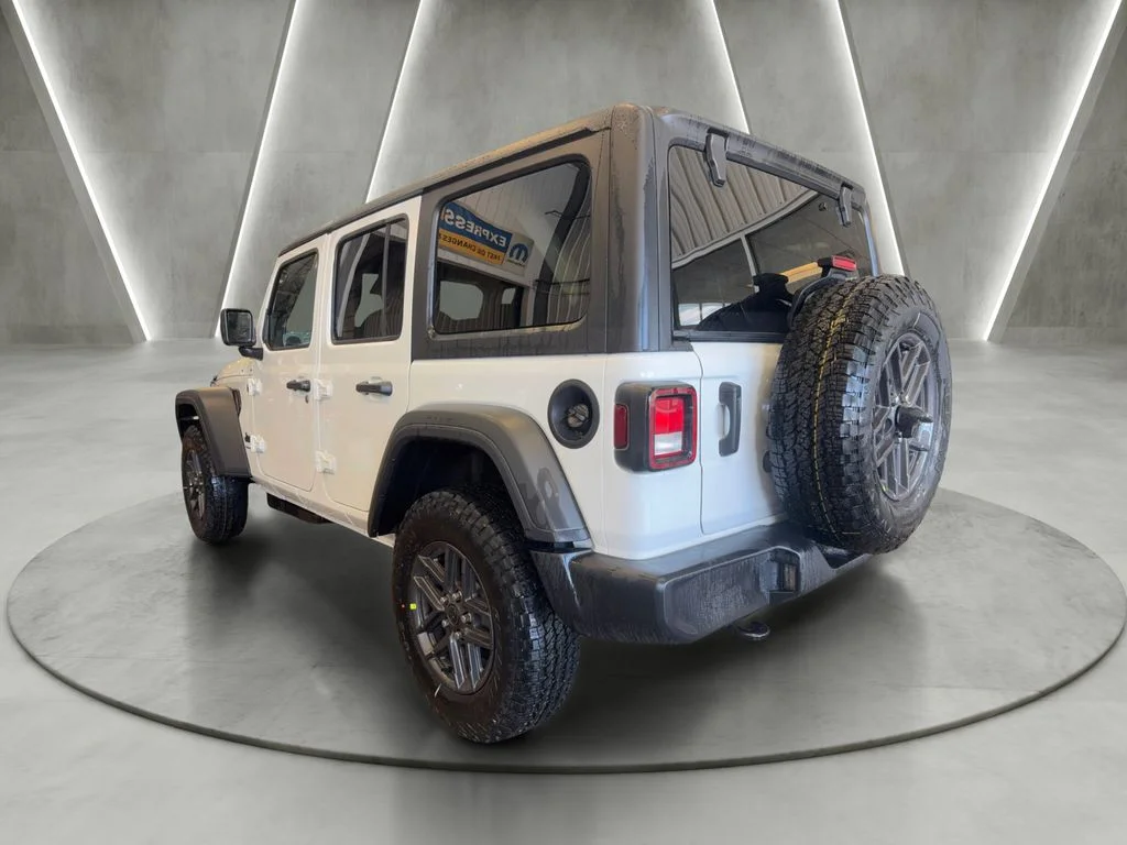 New 2026 Bright White Clearcoat Jeep Sport RHD image 5