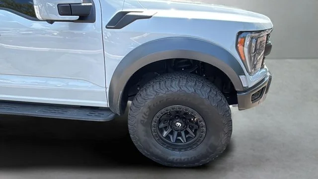 Used 2023 White Ford Raptor image 34