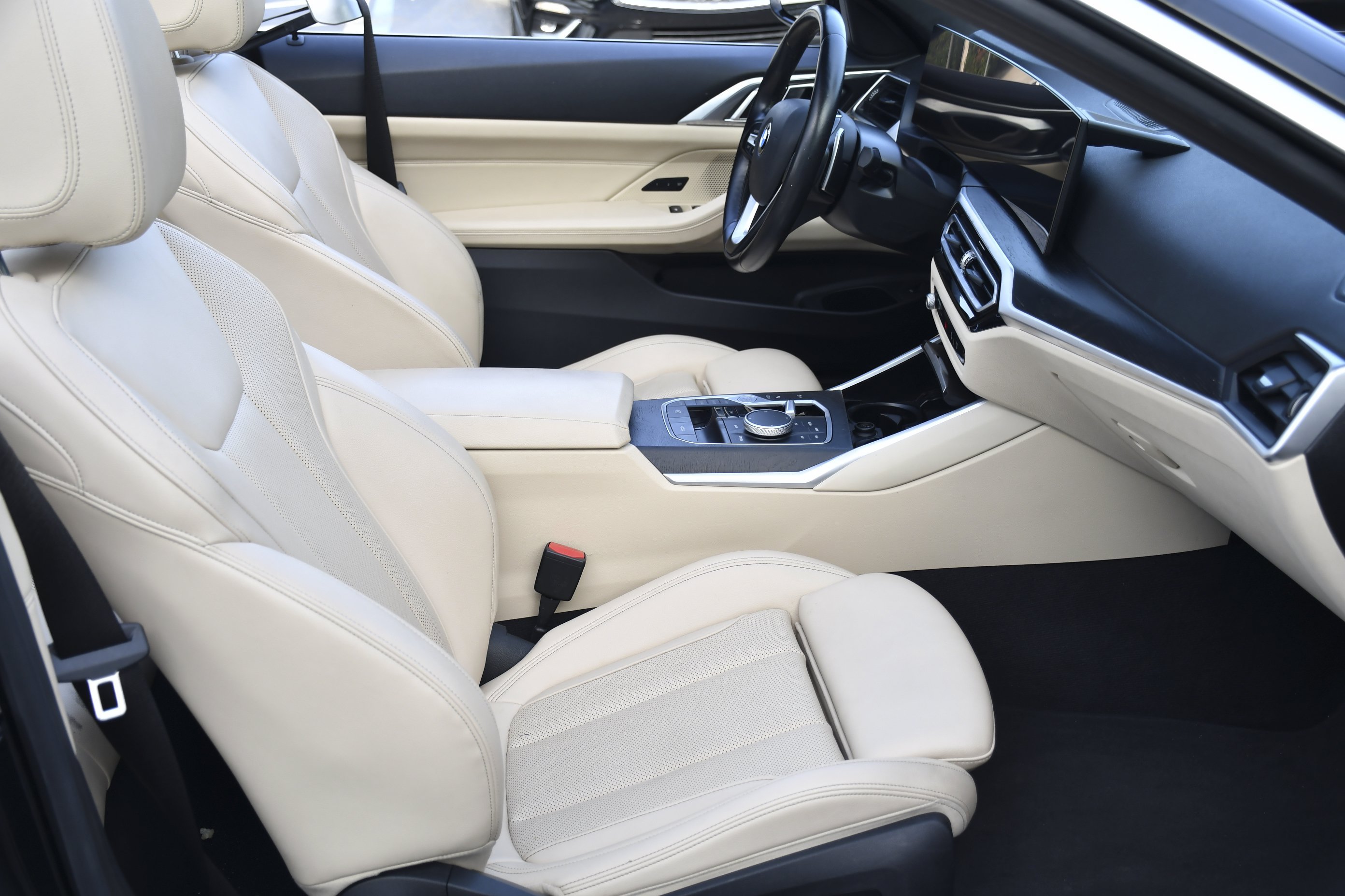 Used 2024 Jet Black BMW 430i image 27
