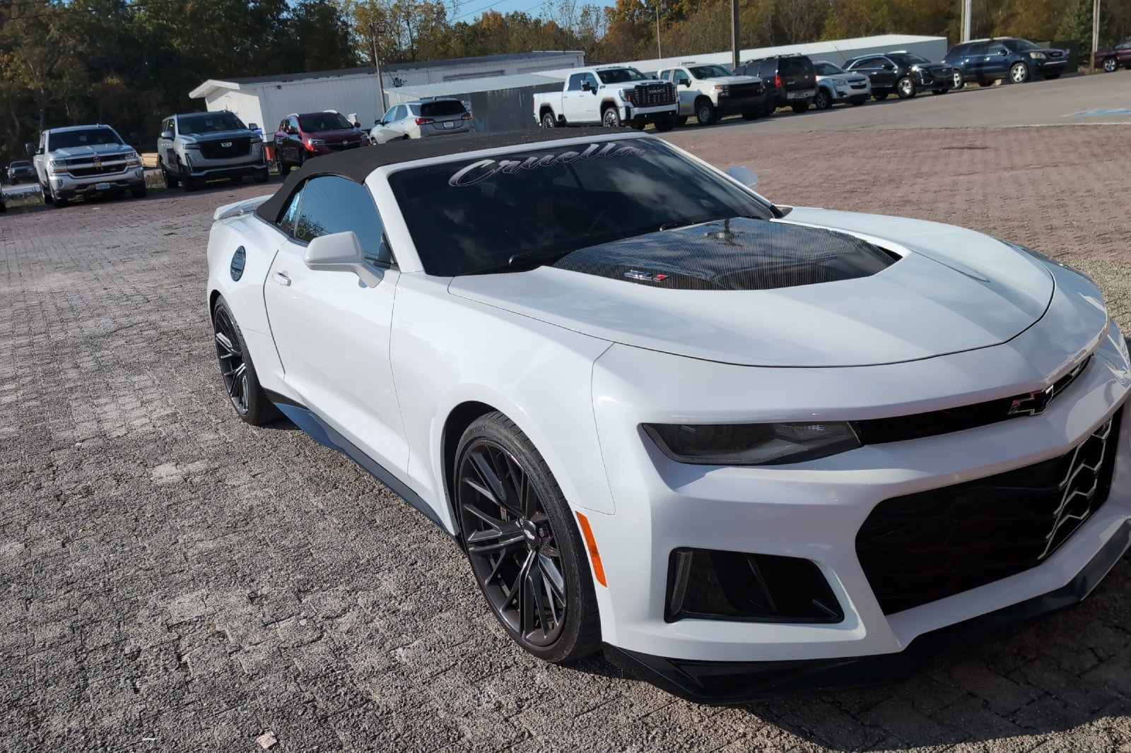 Used 2018 SUMMIT WHITE Chevrolet ZL1 image 2