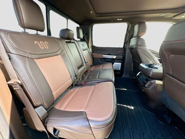 Used 2025 Gray Ford King Ranch image 27