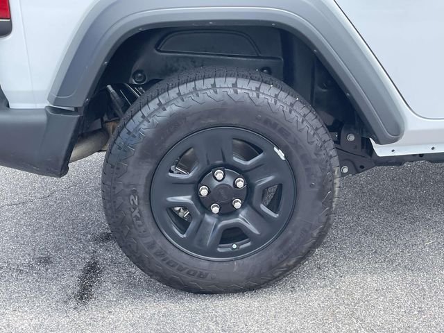 Used 2026 White Jeep Sport image 9