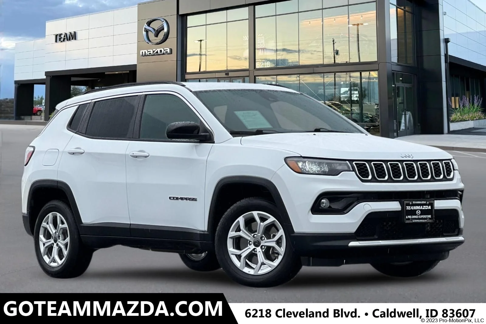 2025 Jeep Compass Latitude 4X4's photo