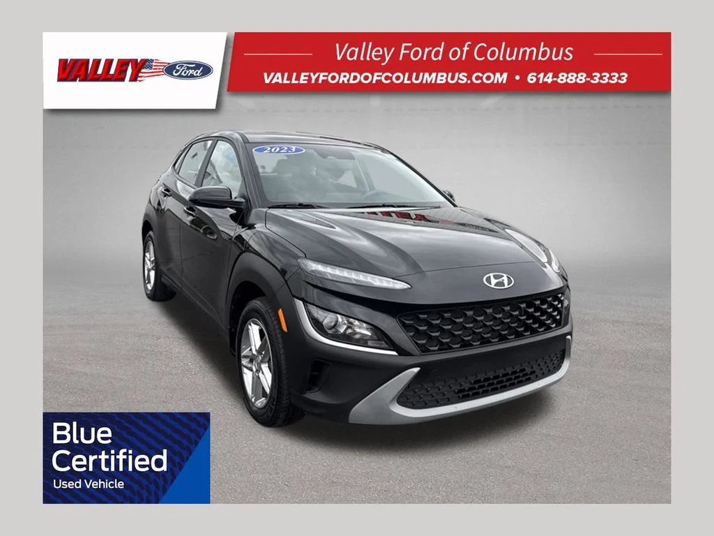 Used 2023 Abyss Black Pearl Hyundai SE image 1
