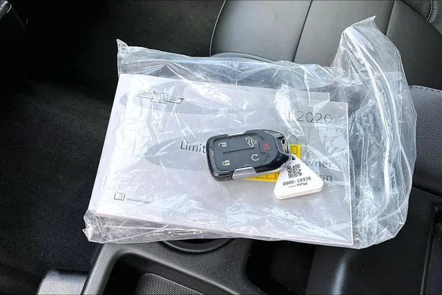 Used 2020 White Chevrolet LT image 35