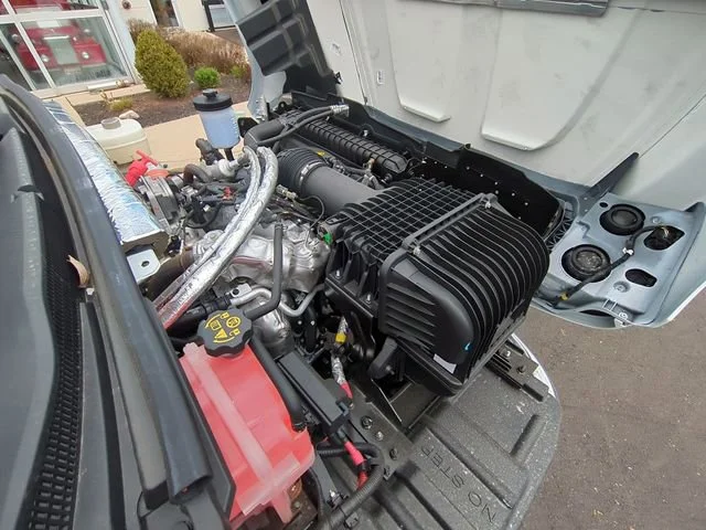 New 2024 Summit White Chevrolet Work Truck image 27