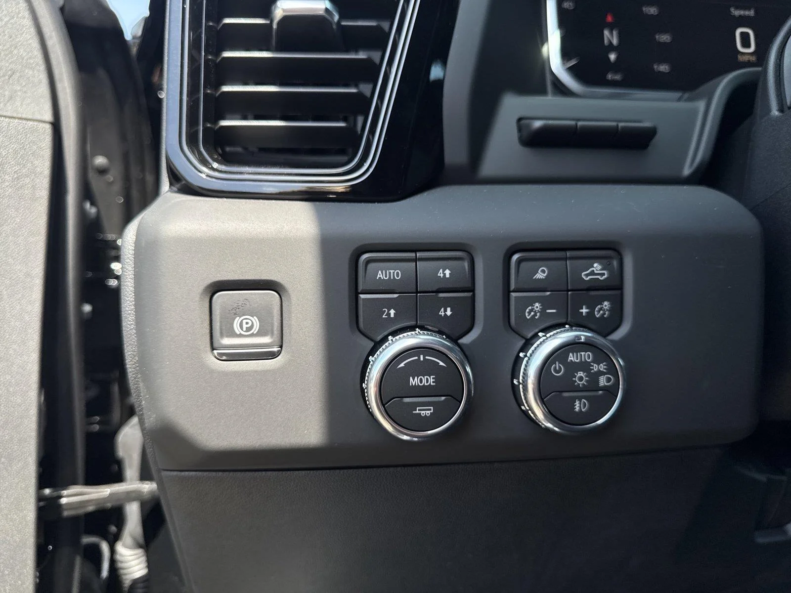 2026 GMC Sierra 2500HD AT4 - Photo 20