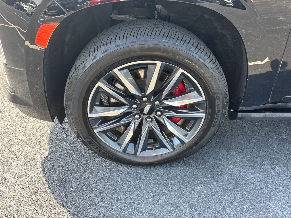 Used 2022 Black Cadillac Sport Platinum image 9
