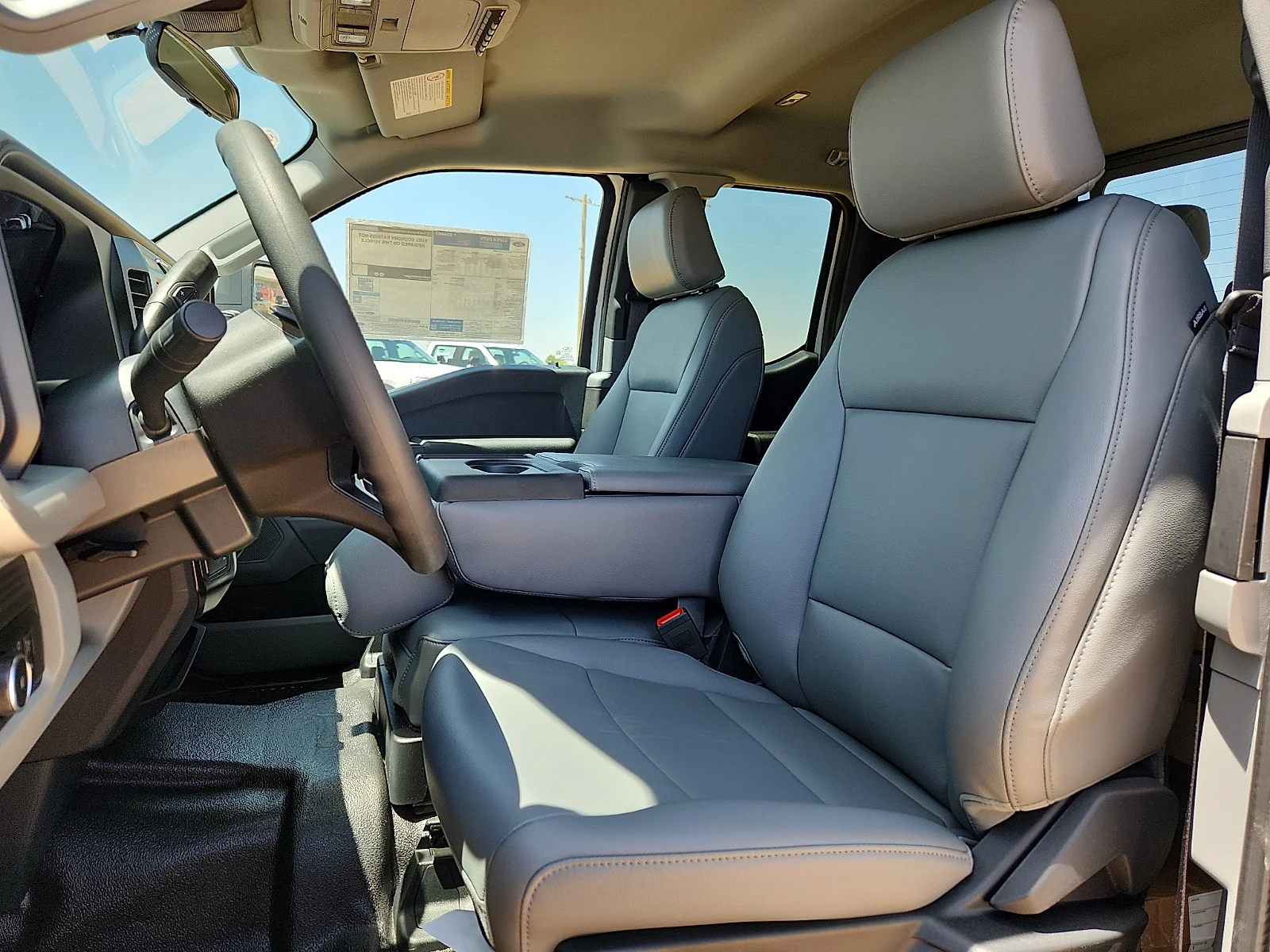 New 2026 Oxford White Ford F-350® XL image 17