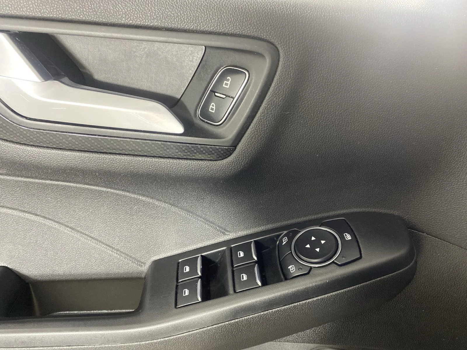 Used 2023 Iconic Silver Metallic Ford ST-Line image 22