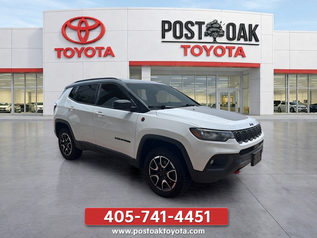 2025 Jeep Compass Trailhawk 4X4's photo
