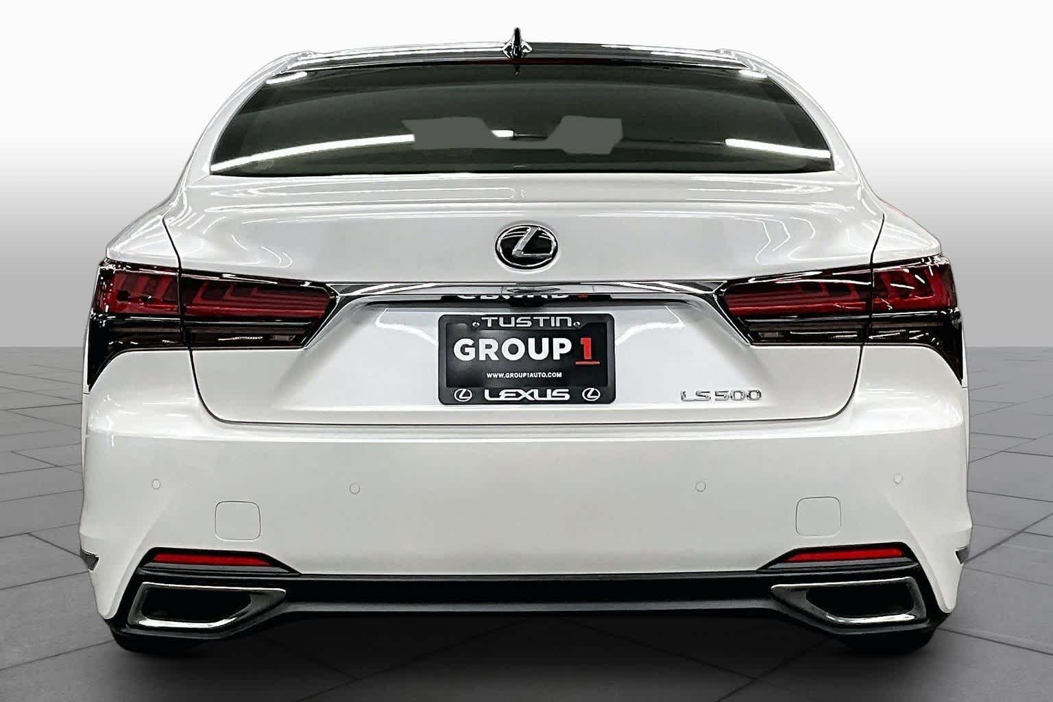 Used 2024 Eminent White Pearl Lexus  image 5