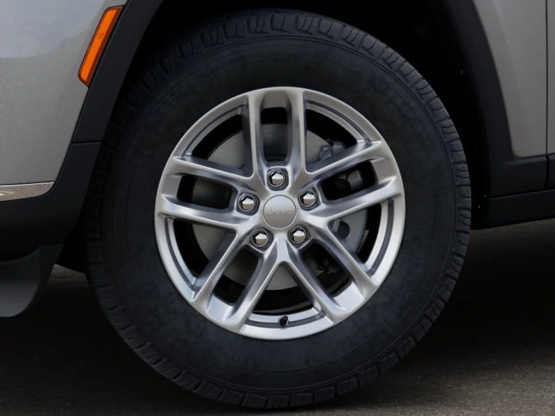 2025 Jeep Grand Cherokee L Laredo - Photo 47