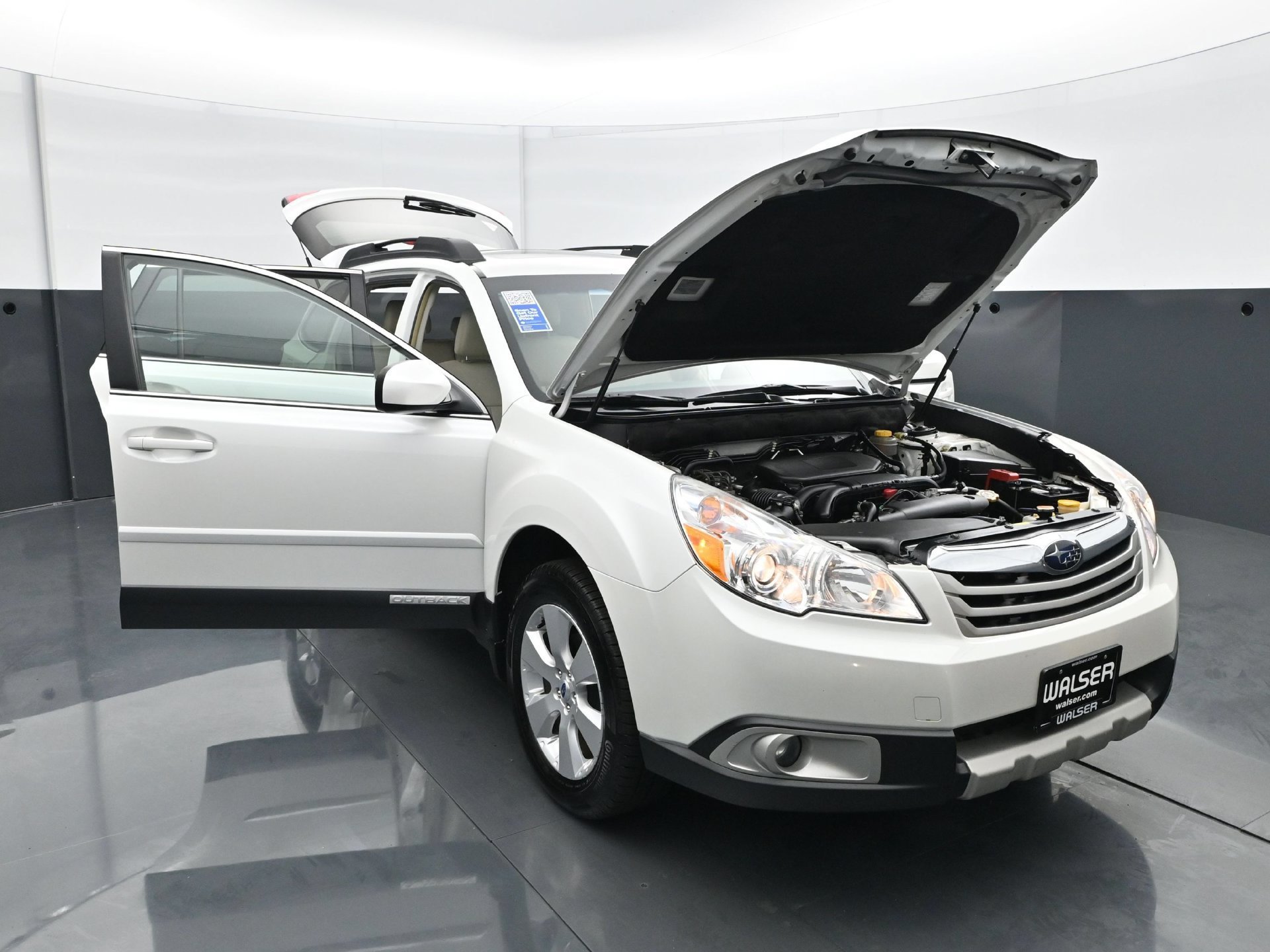 Used 2012 Satin White Pearl Subaru 2.5i image 38