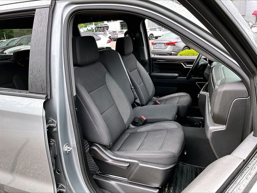 Used 2023 Gray Chevrolet LT image 11