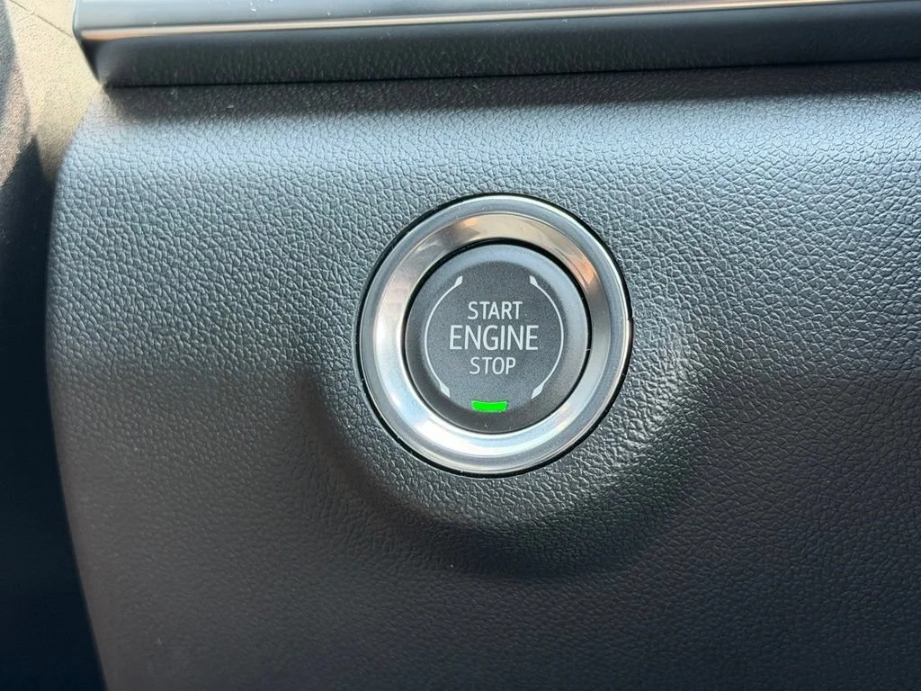 New 2026 Ebony Twilight Metallic GMC Elevation image 8