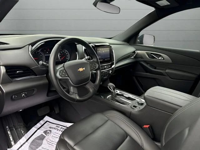 Used 2023 Blue Chevrolet LT Leather image 9